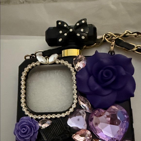 Embellished Phone Case with Chain - Picture 2 of 6